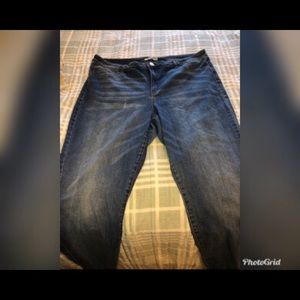 HighRise Refuge+ Skinny Jeans